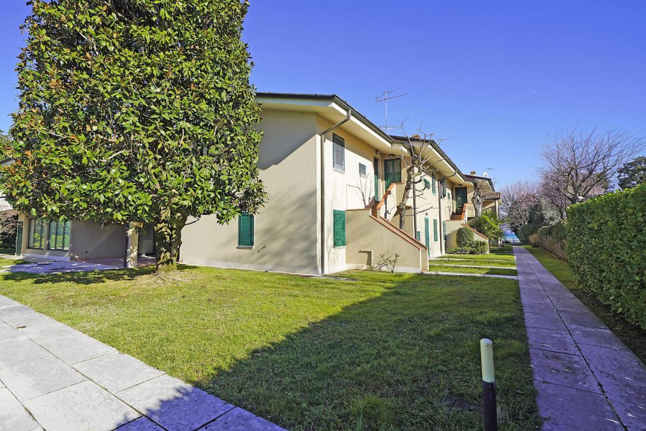 Il Porticciolo P1-12 By Wonderful Italy Apartamento Sirmione Exterior foto