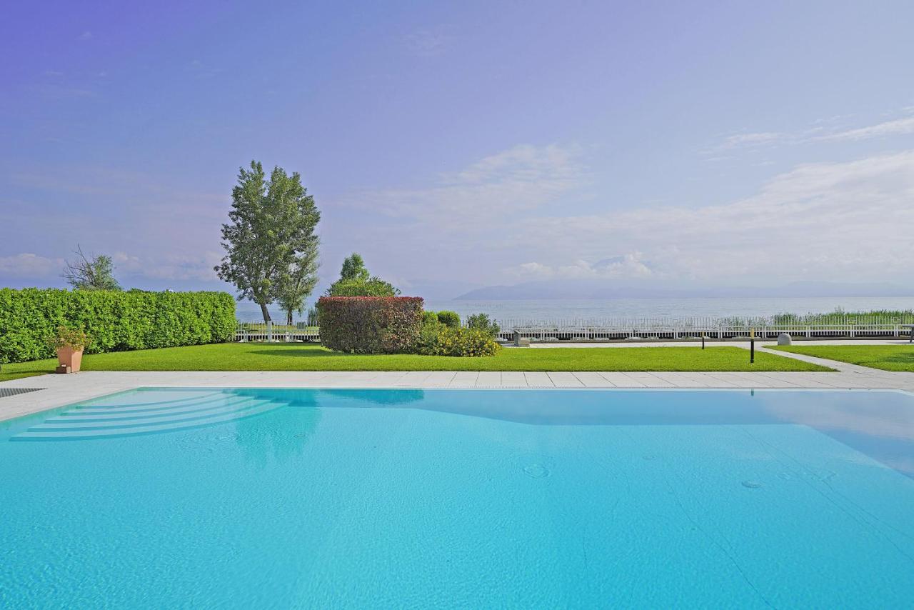 Il Porticciolo P1-12 By Wonderful Italy Apartamento Sirmione Exterior foto
